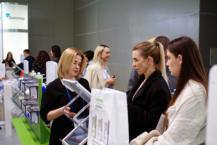 Сарая СНГ представила дозаторы российского производства на выставке «Здравоохранение-2025»